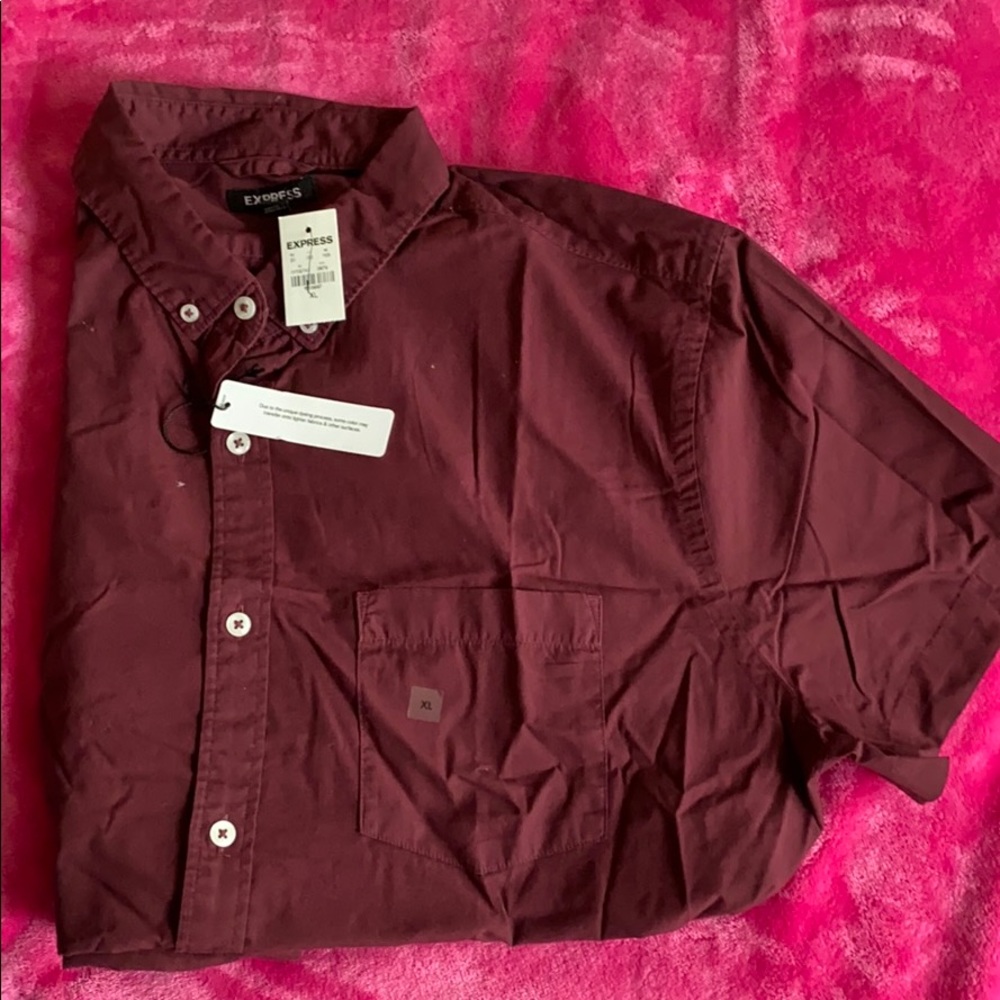 Express Men’s Short Sleeve Shirt